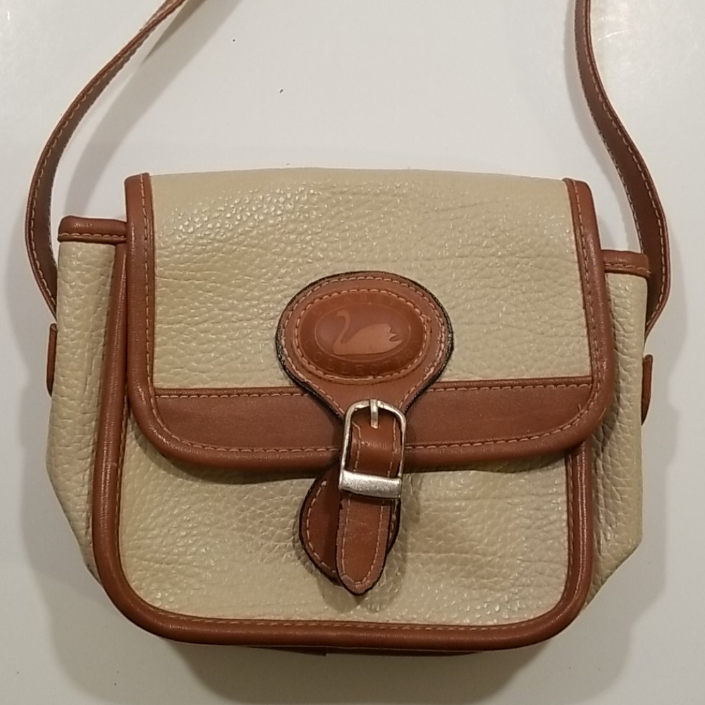 Vintage Classic Collection Leather Cross Body Bag